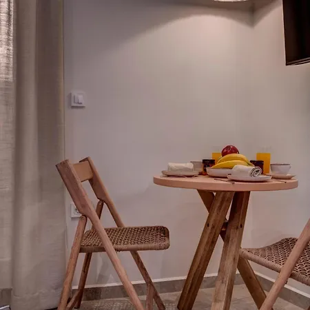 Syriano Apartment